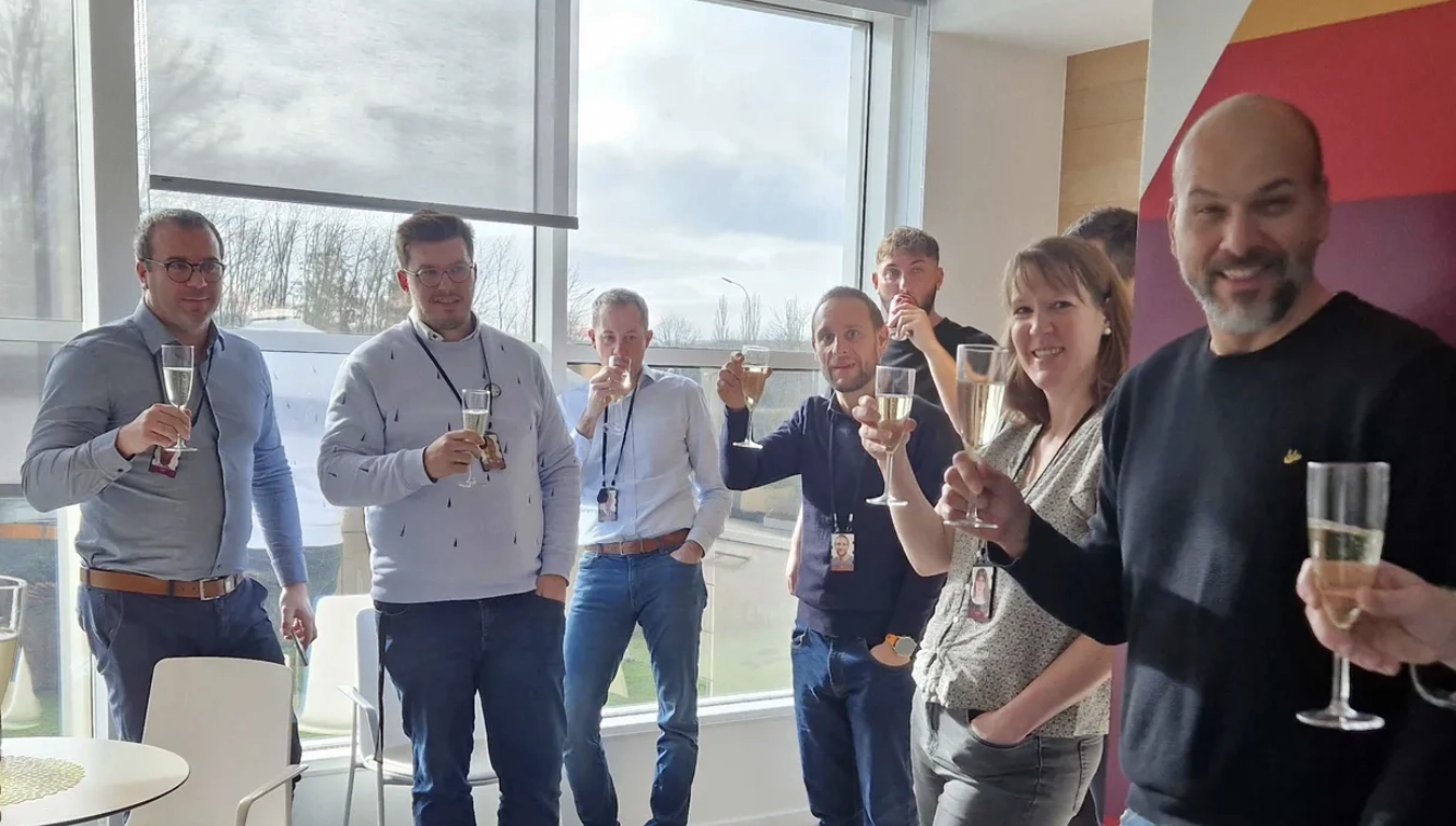 Team SD Luxembourg raises a glass to the introduction of Buddy